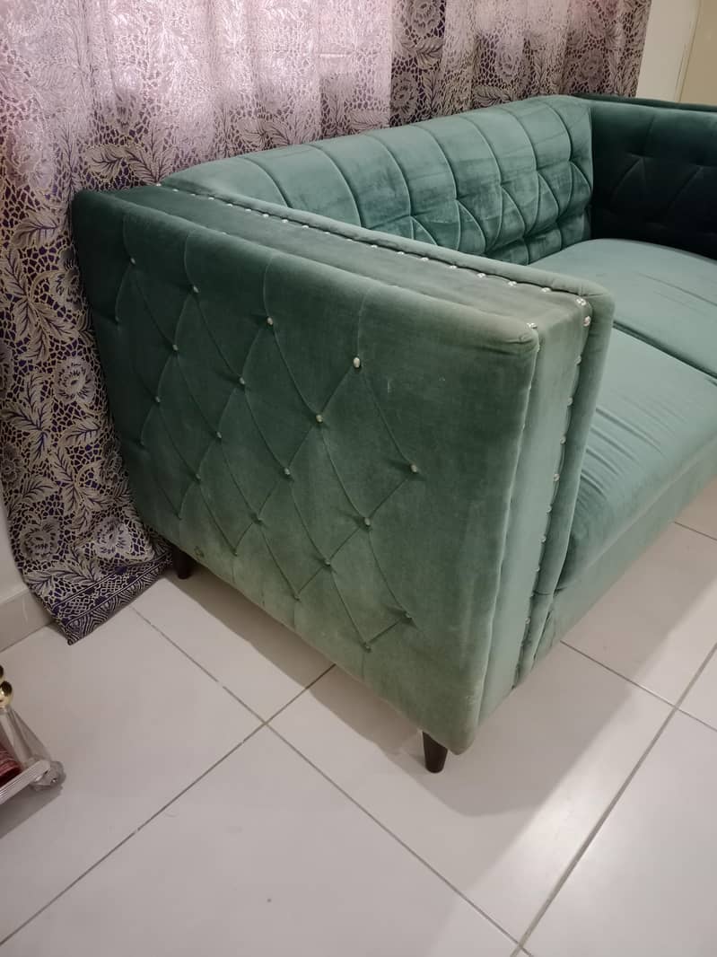 2 seater sofa 1