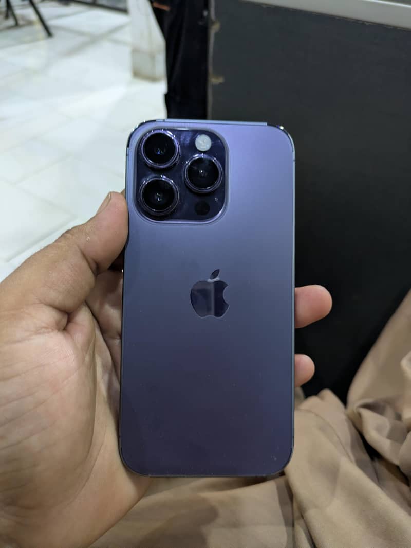 Apple iPhone 14 Pro 0