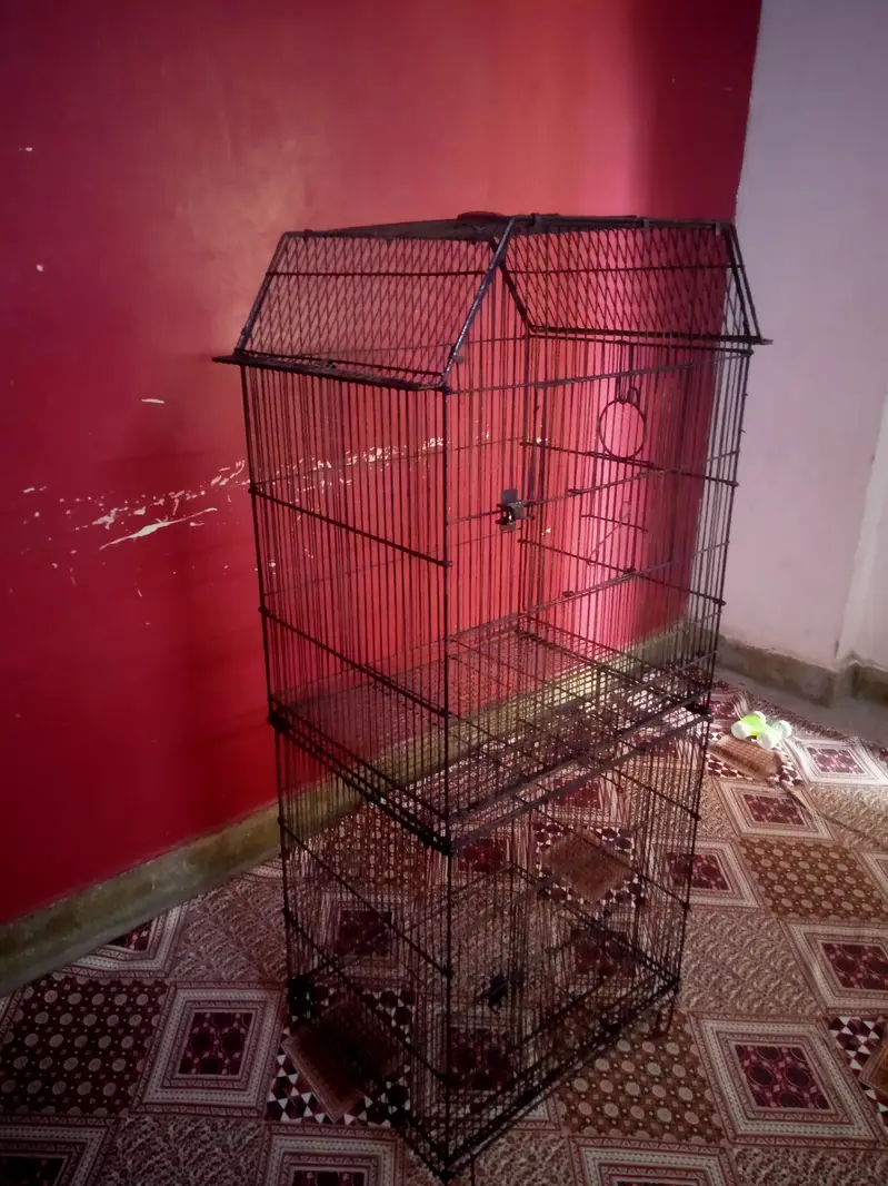 cage for urgent sale ,  two portions. — photo 2