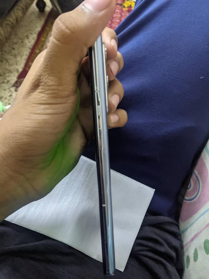 One Plus 9 Pro 4