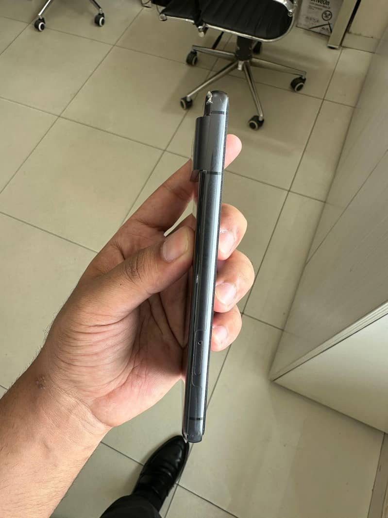 Google Pixel 8 5