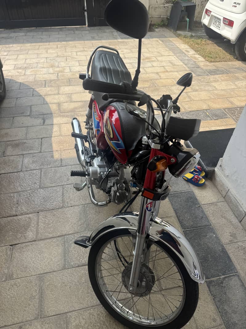 United US 70 cc 1