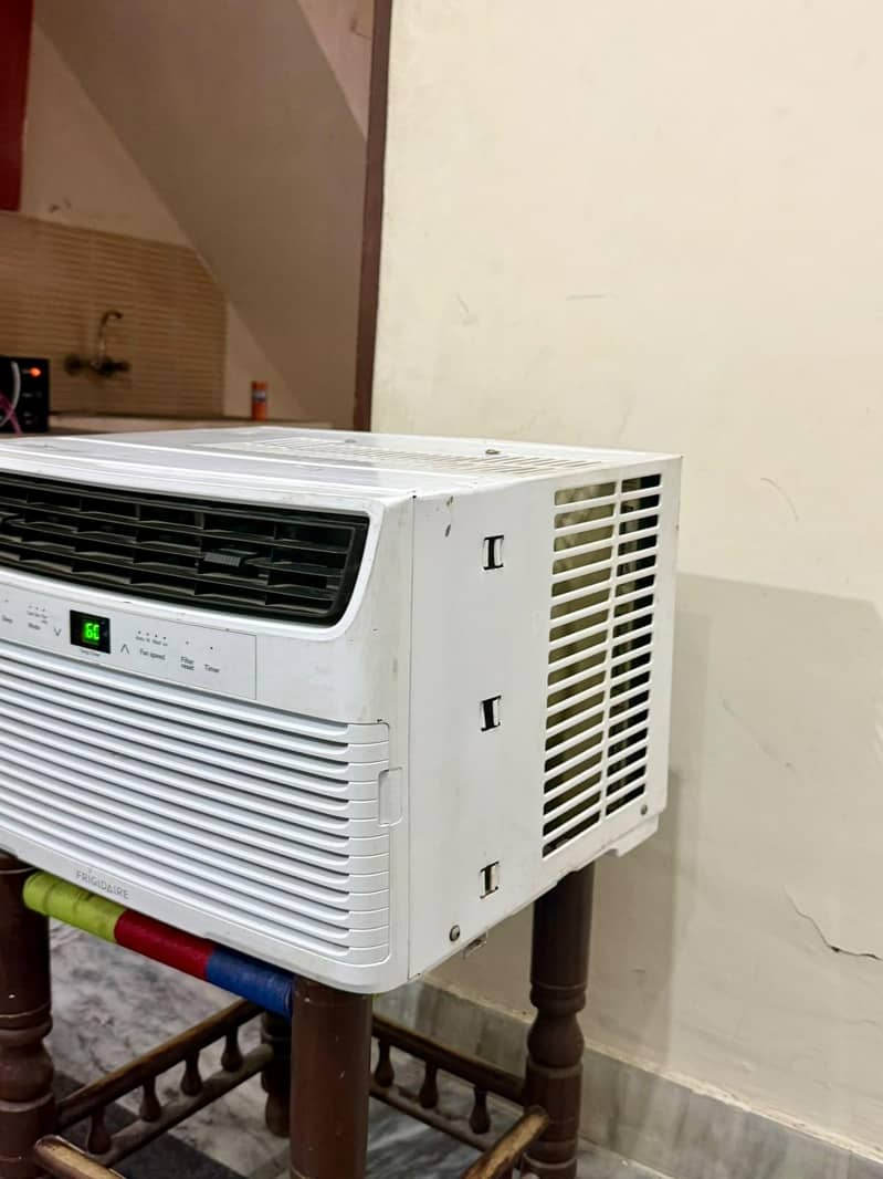 Window AC 0.75 Ton 1