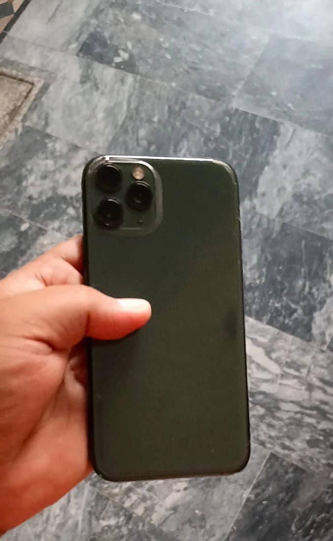 Apple iPhone 11 5