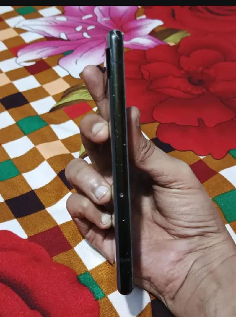 Google pixel 6a 4