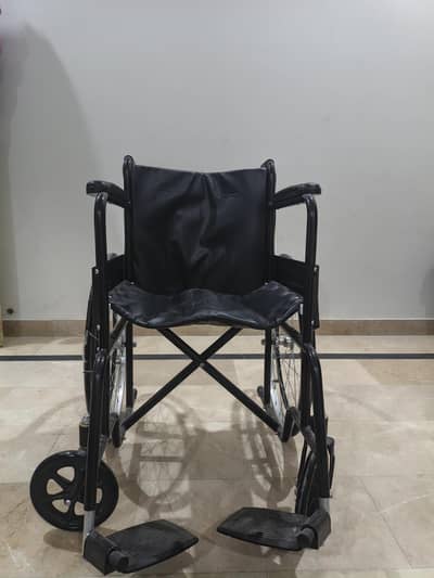 Manual Wheelchair – Strong & Comfortable – Good Condition