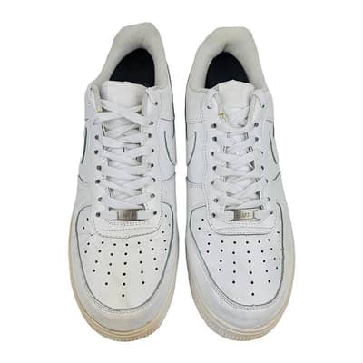 White Nike Air Force 1