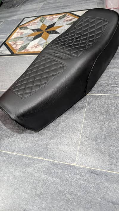 Honda 125 Seat