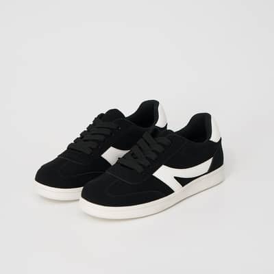 Black and white casual sneaker. Puma's Enzo 2