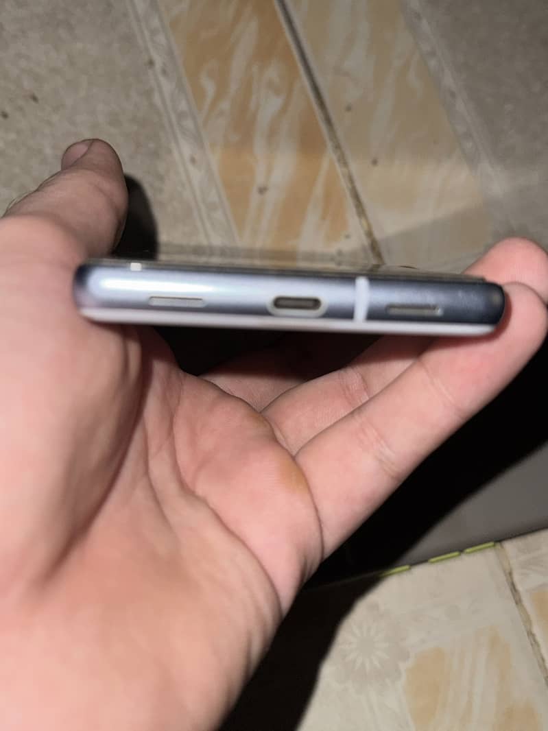 Google Pixel 7a 4