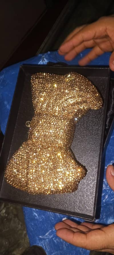 golddn bow