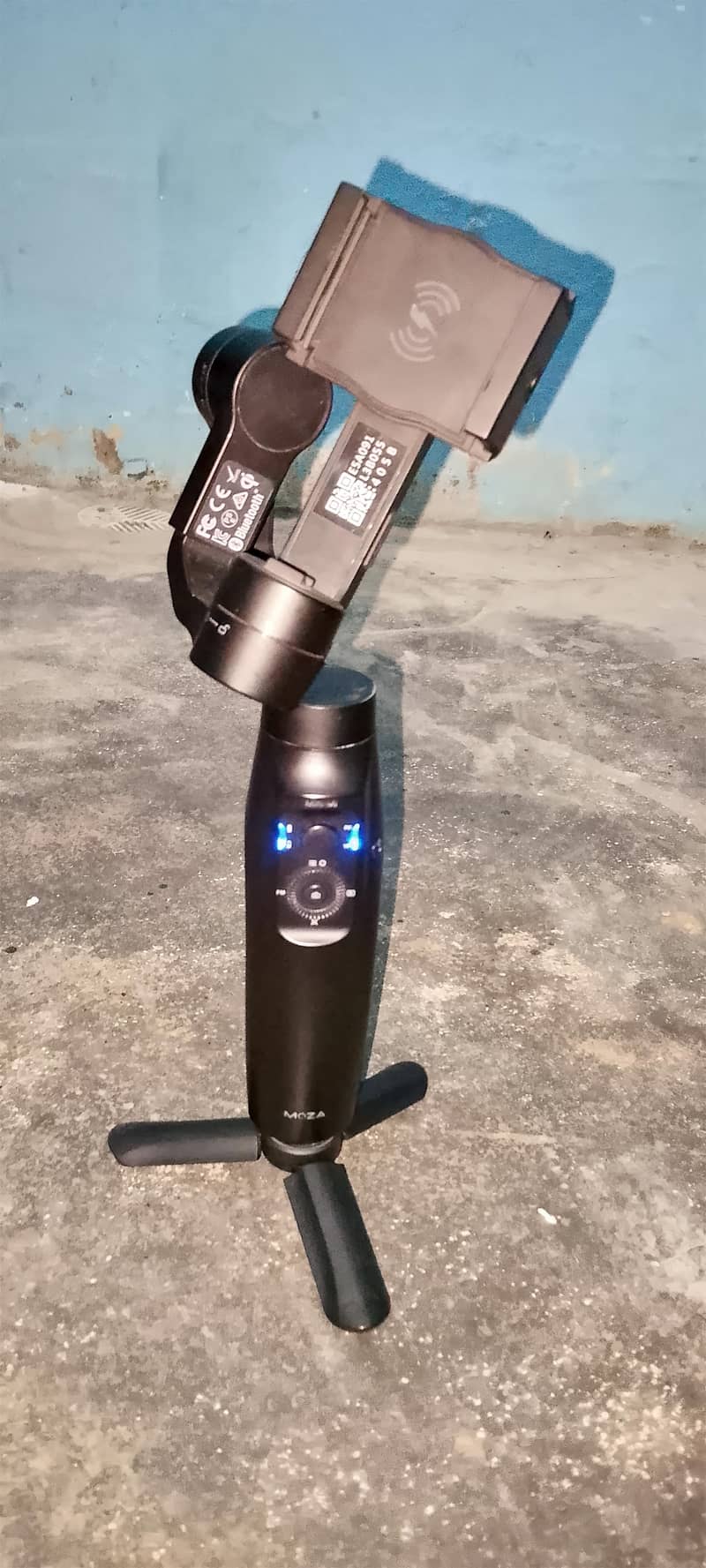 Tripod Stand 1