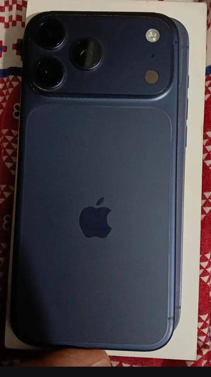 IPhone 17 Pro Max 0