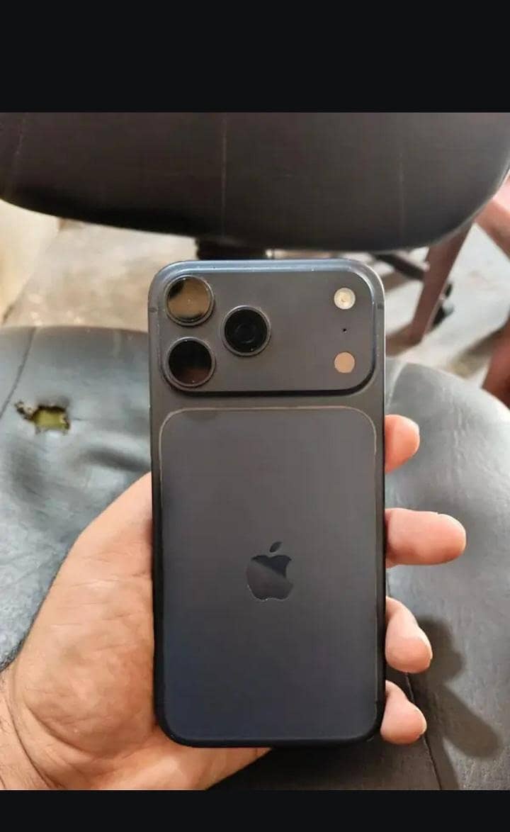 IPhone 17 Pro Max 6