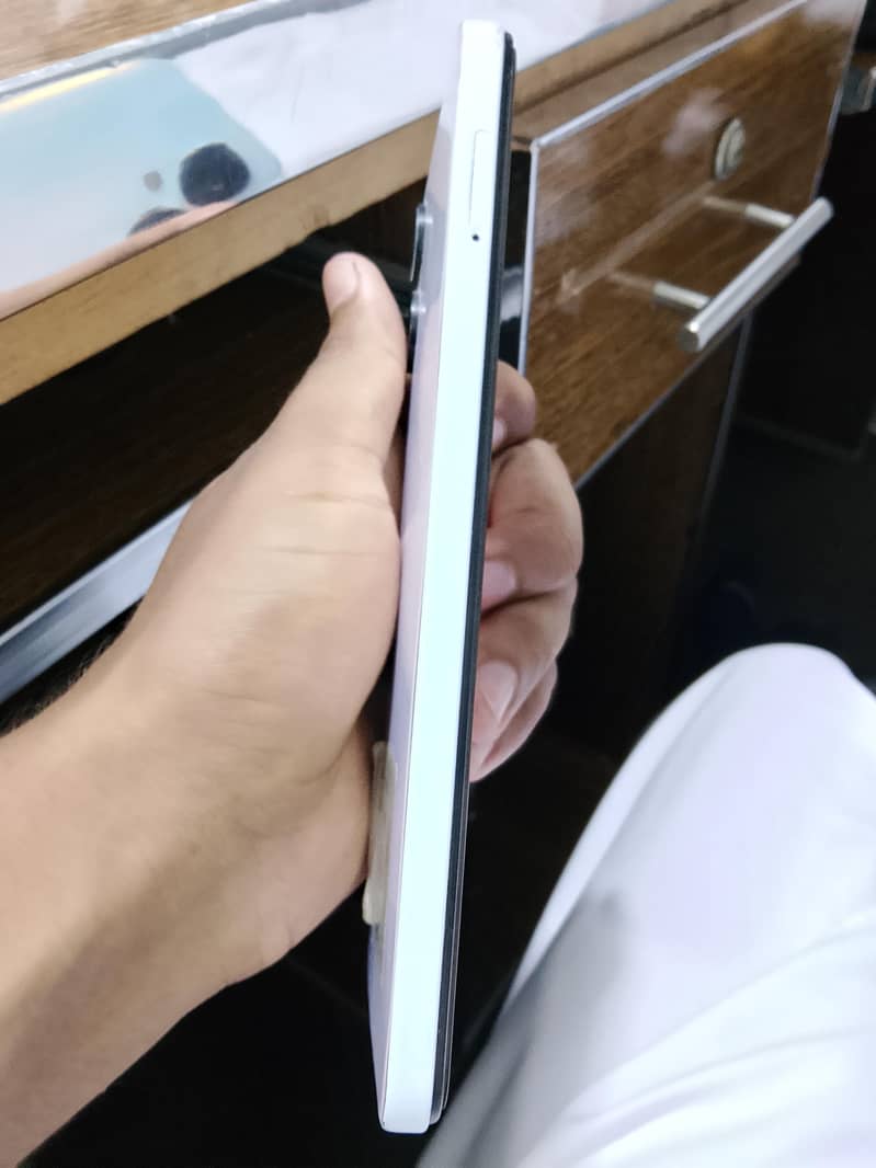 Tecno Camon 19 4
