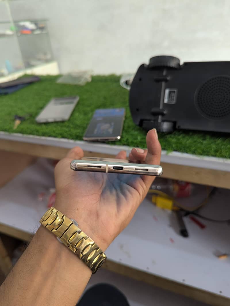 Google Pixel 7 Pro 4