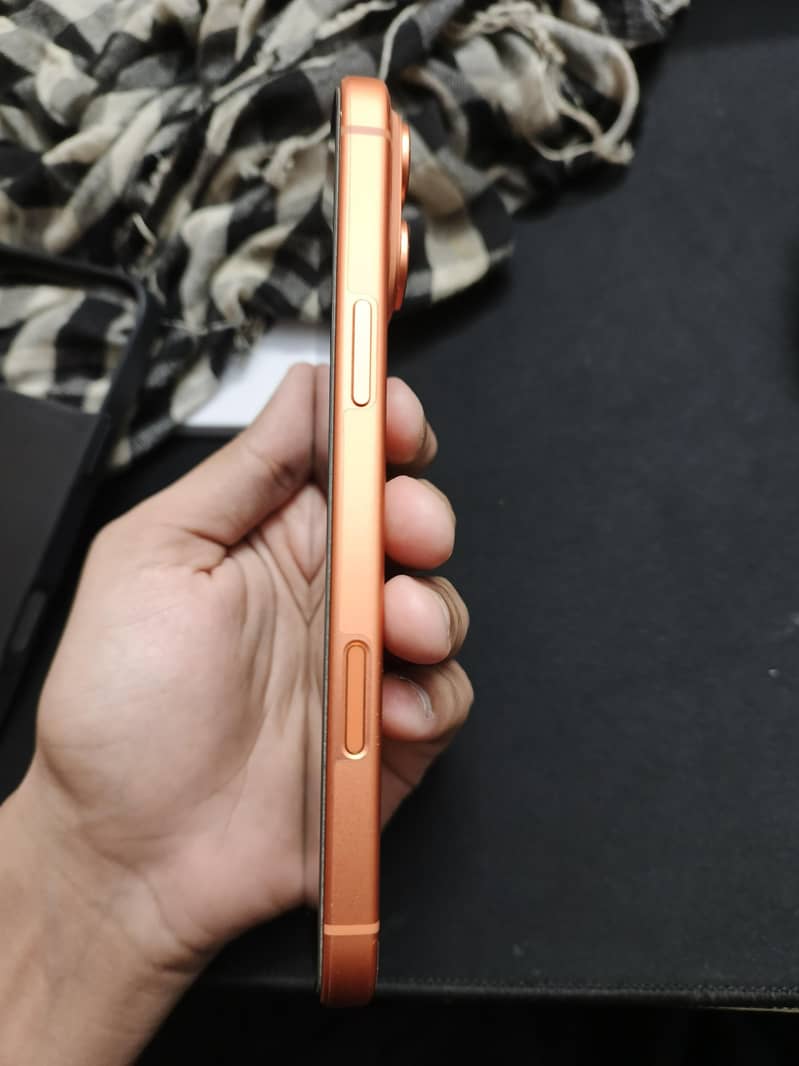 Apple iPhone 17 Pro Max 2