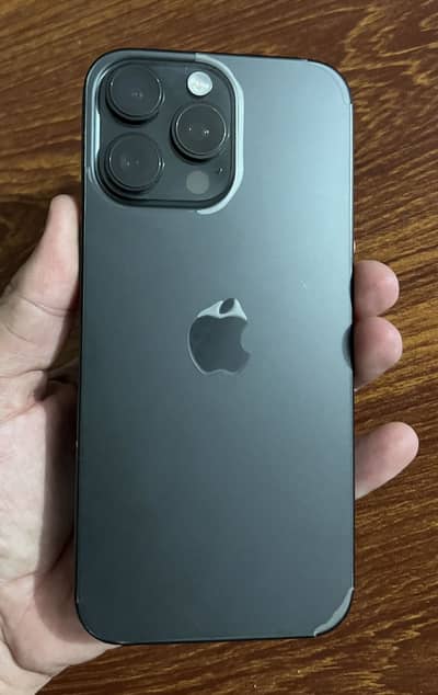 Apple iPhone 16 Pro Max