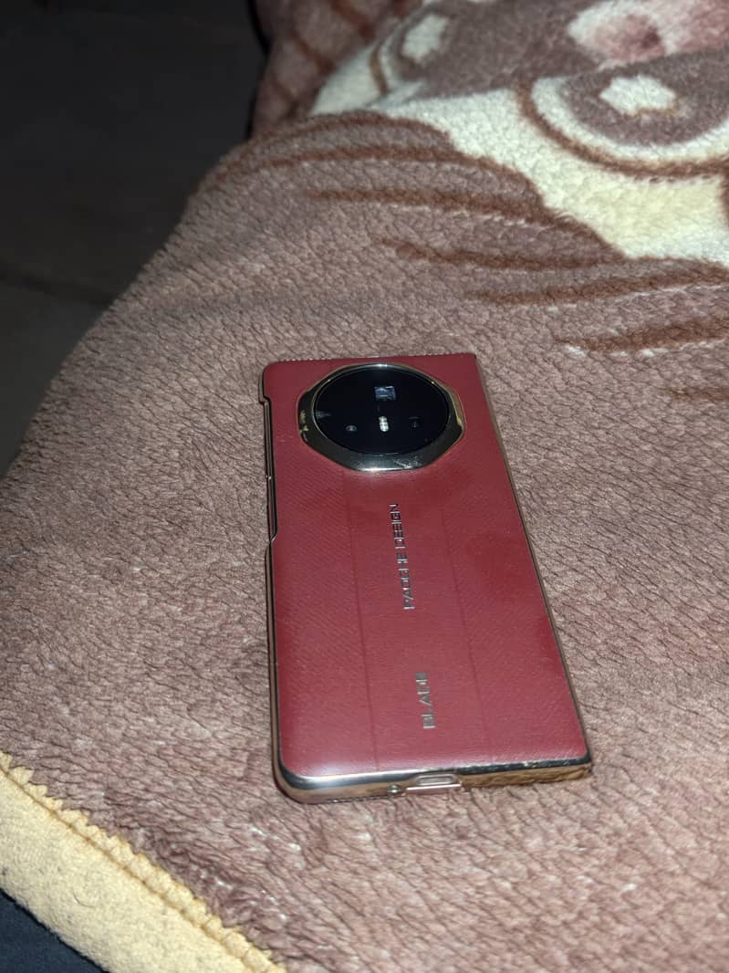 Honor Magic V3 1