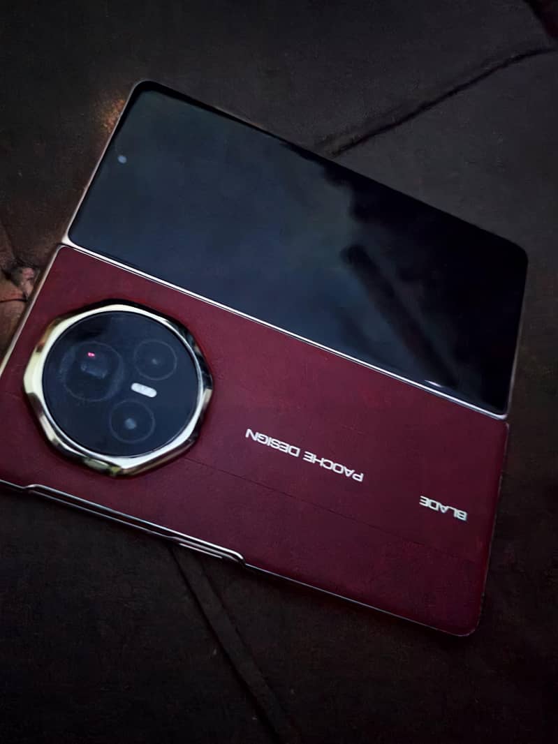 Honor Magic V3 3