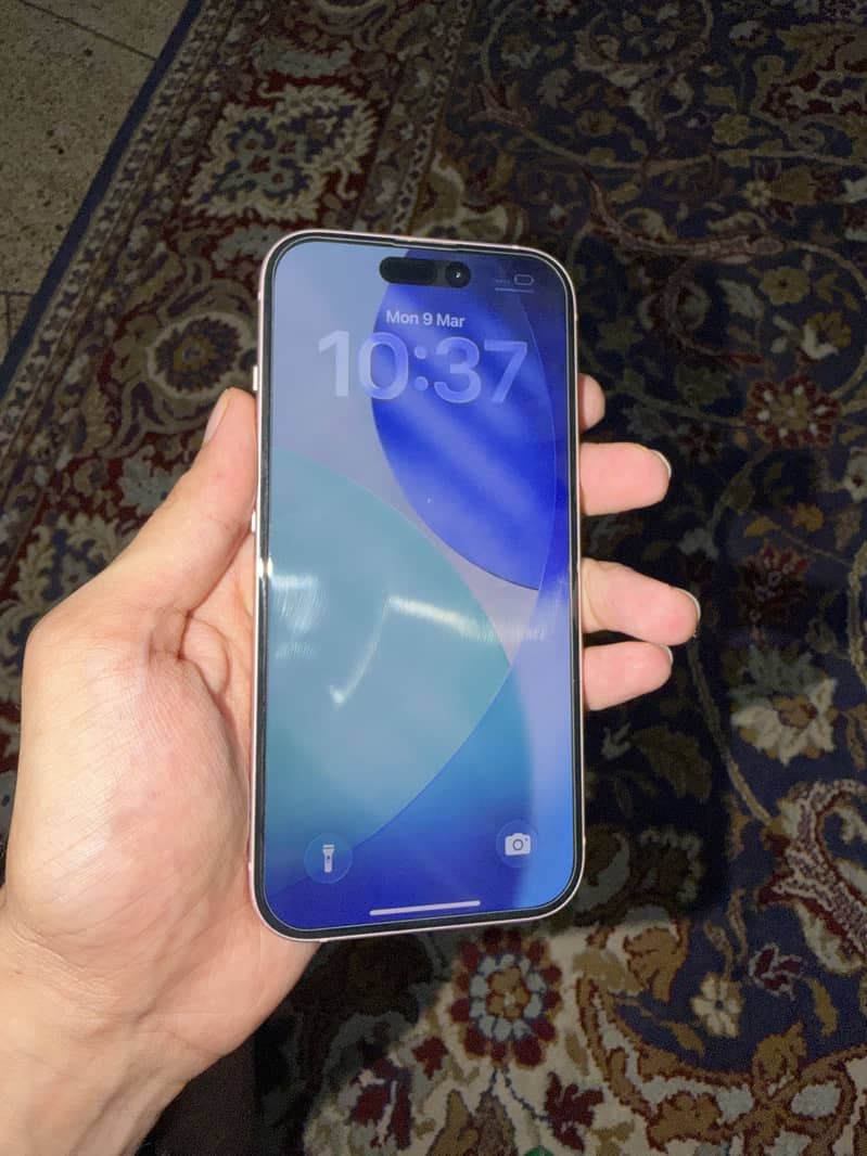 Apple iPhone 15 1