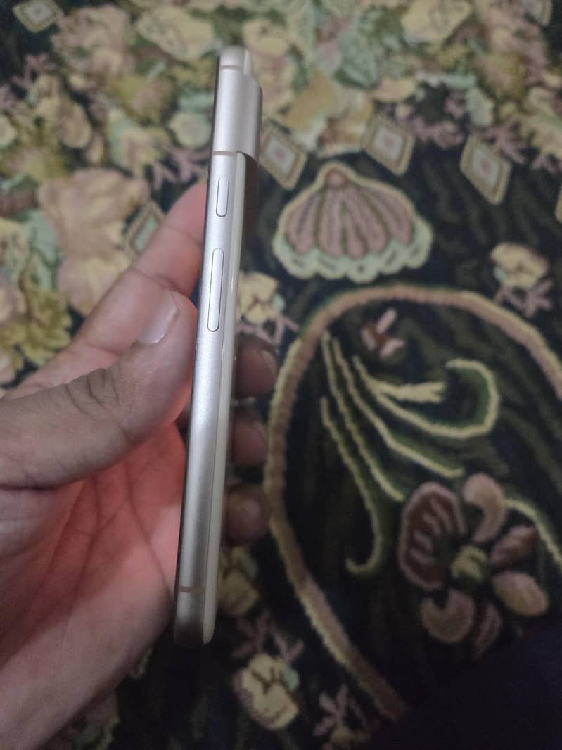 Google Pixel 8 1