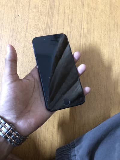 Apple iPhone 7