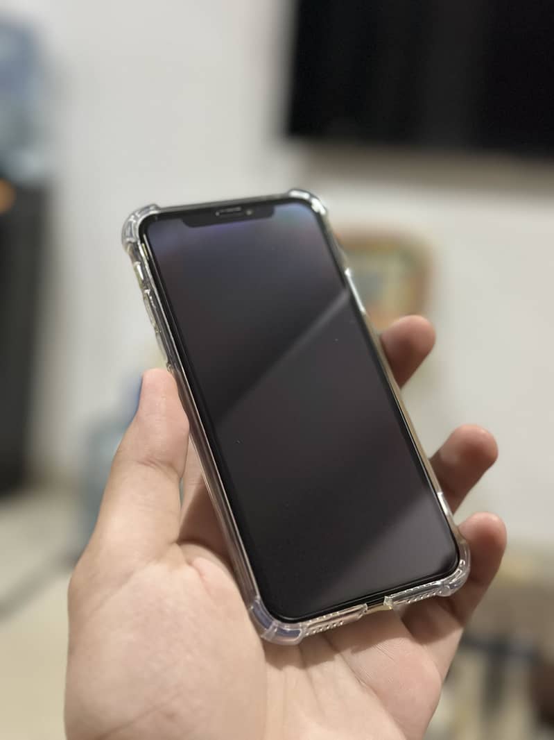 Apple iPhone X 2