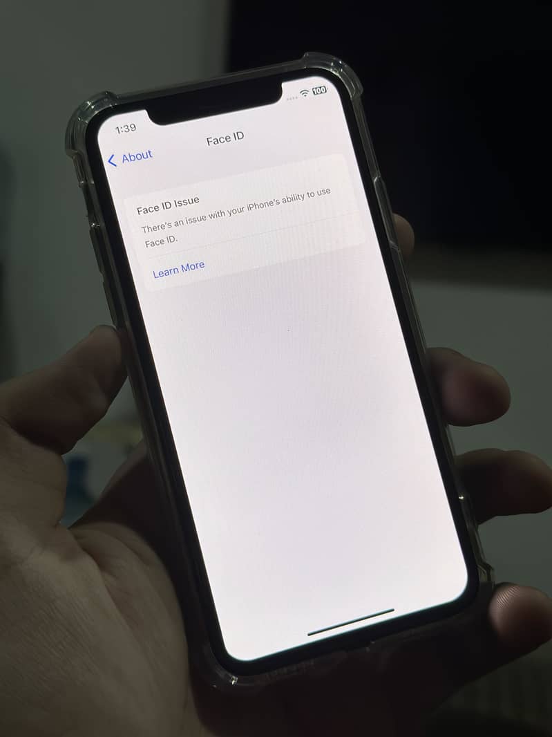 Apple iPhone X 5
