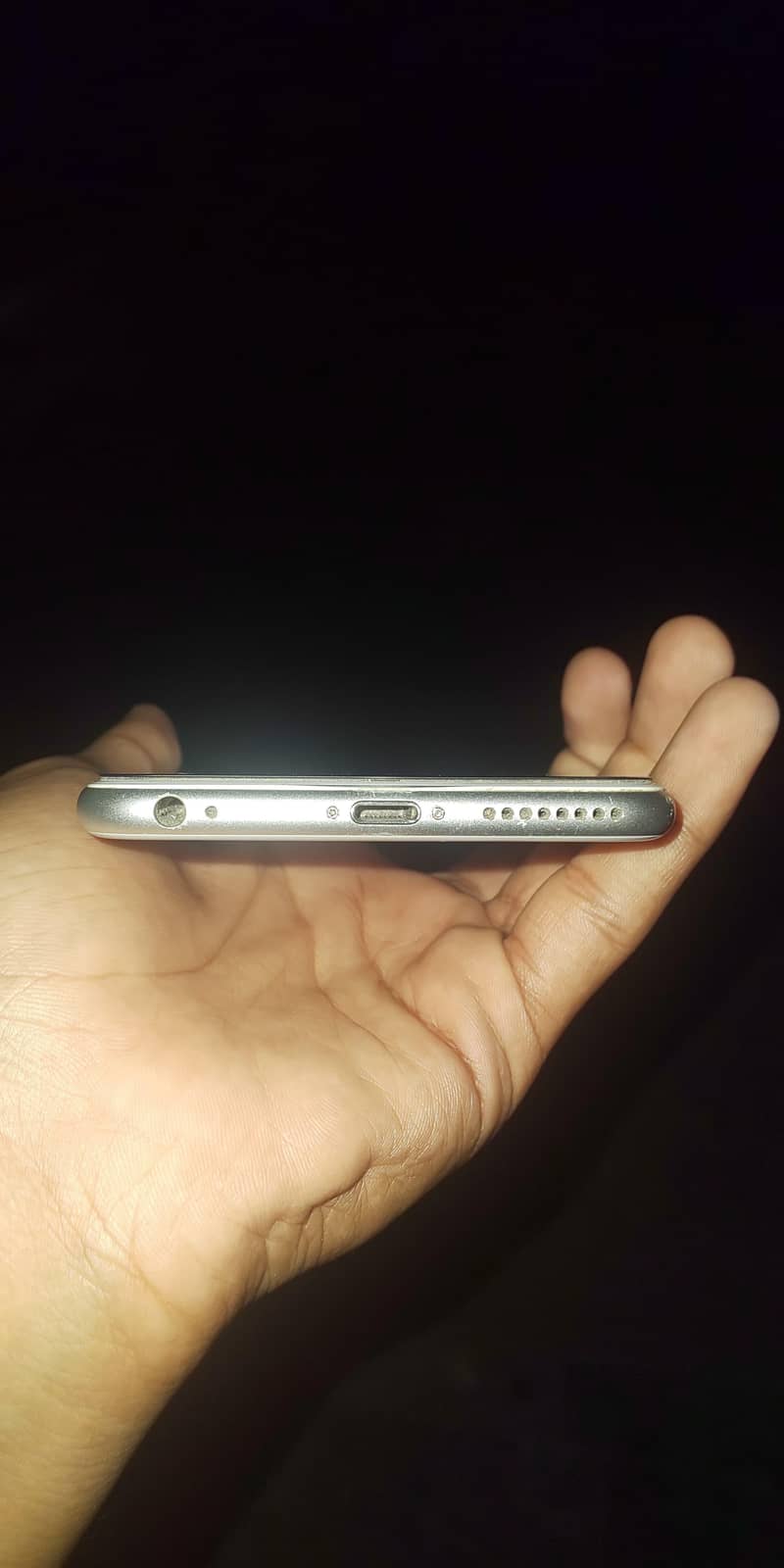 Apple iPhone 6S Plus 4