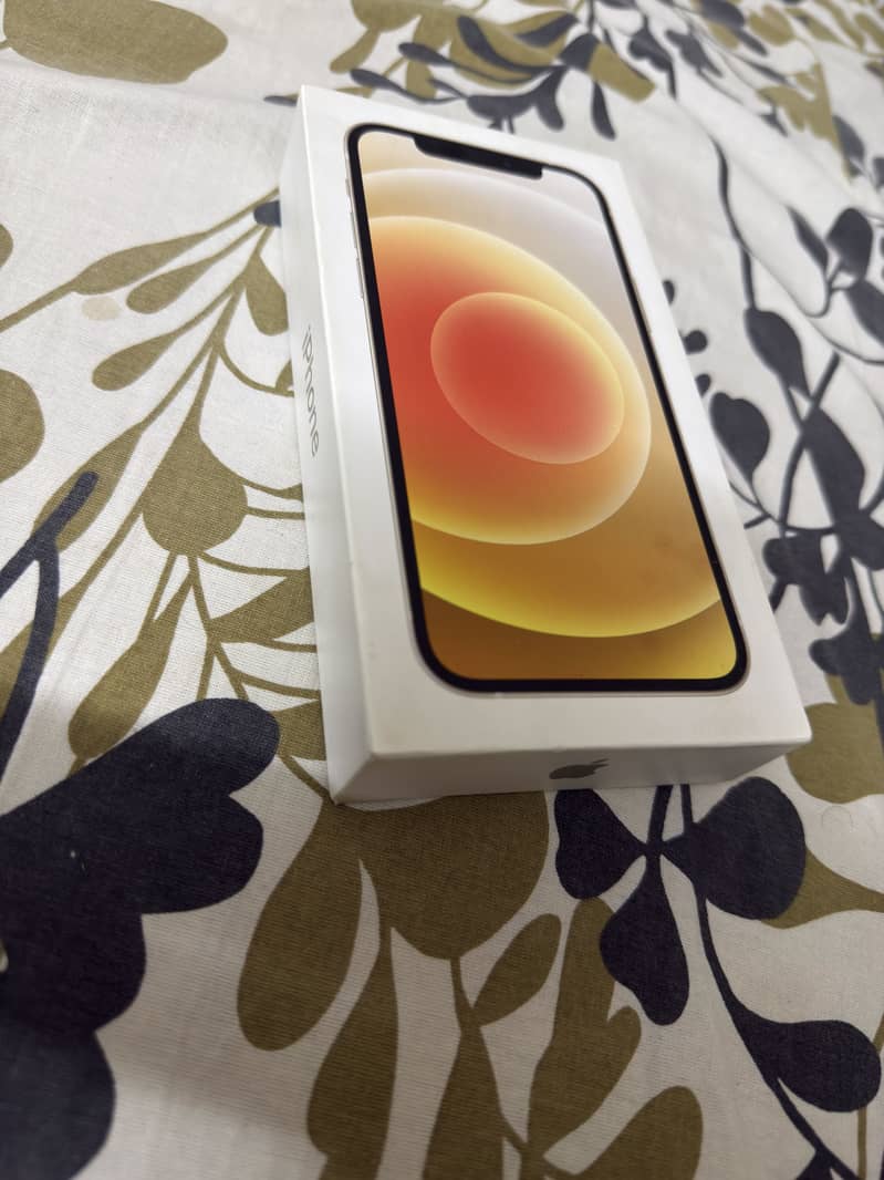 Apple iPhone 12 8