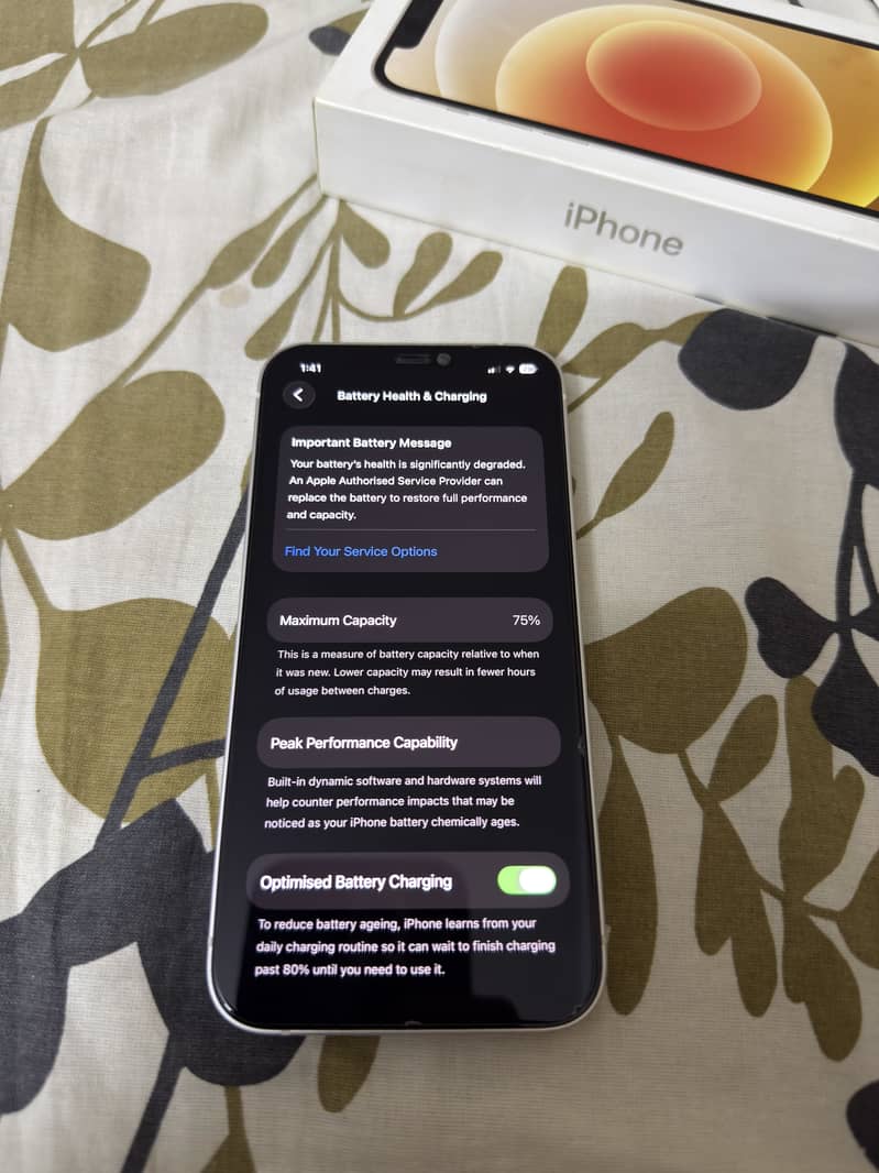 Apple iPhone 12 10
