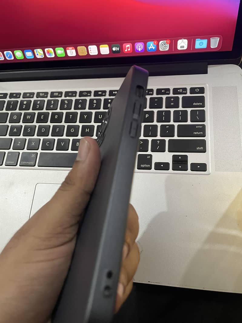 Apple iPhone 12 Pro 1