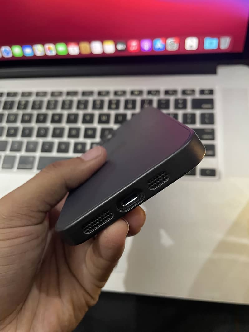 Apple iPhone 12 Pro 2