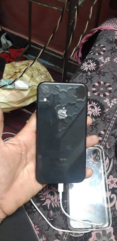 Apple iPhone XR