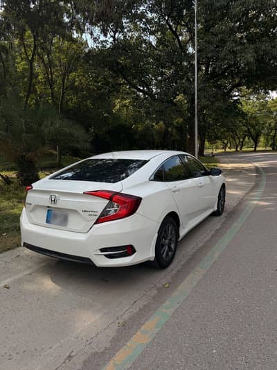 Honda Civic Oriel 2020