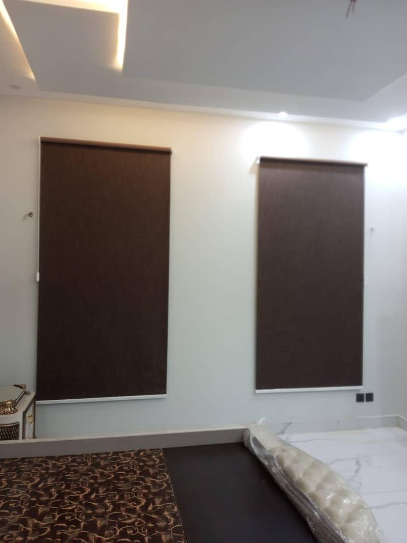 Blinds 18