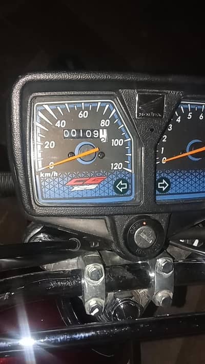 Honda 125 109 meter Chala hai