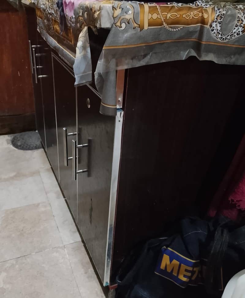 iron stand 1