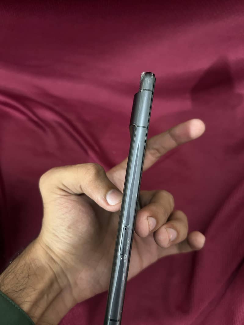 Google Pixel 7 4