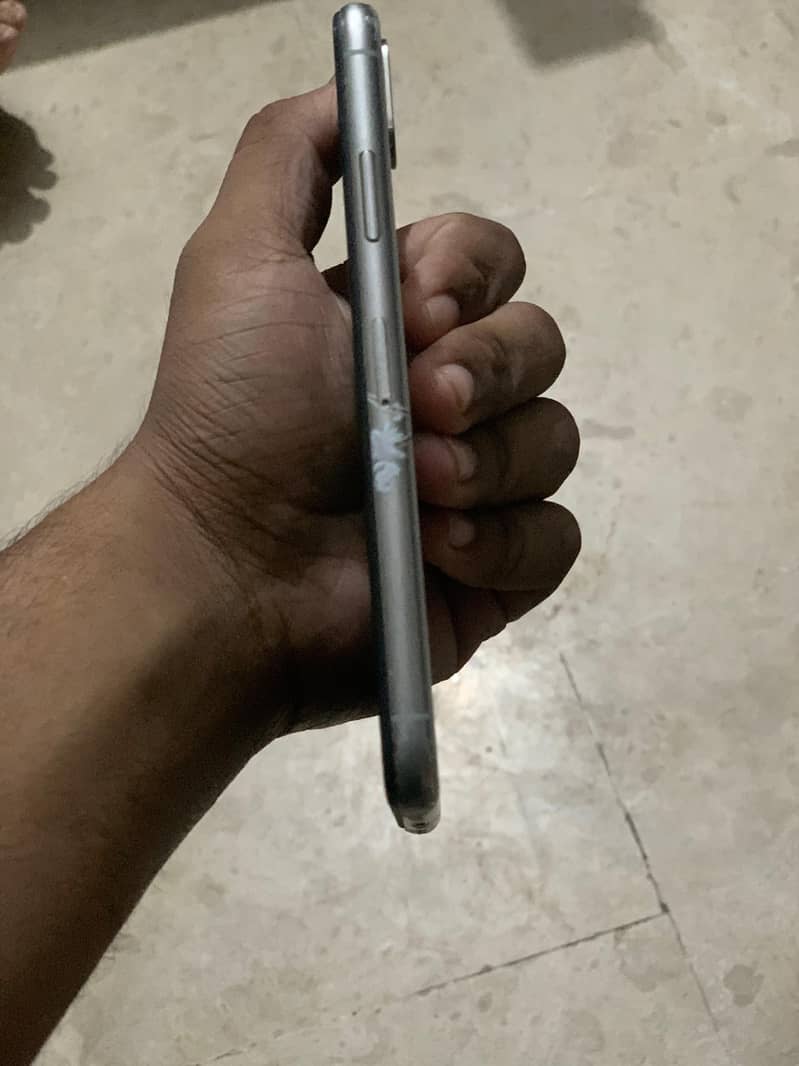 Apple iPhone X 0