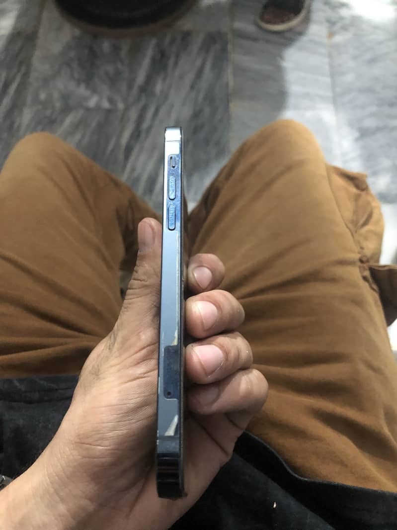 Apple iPhone 12 Pro 8