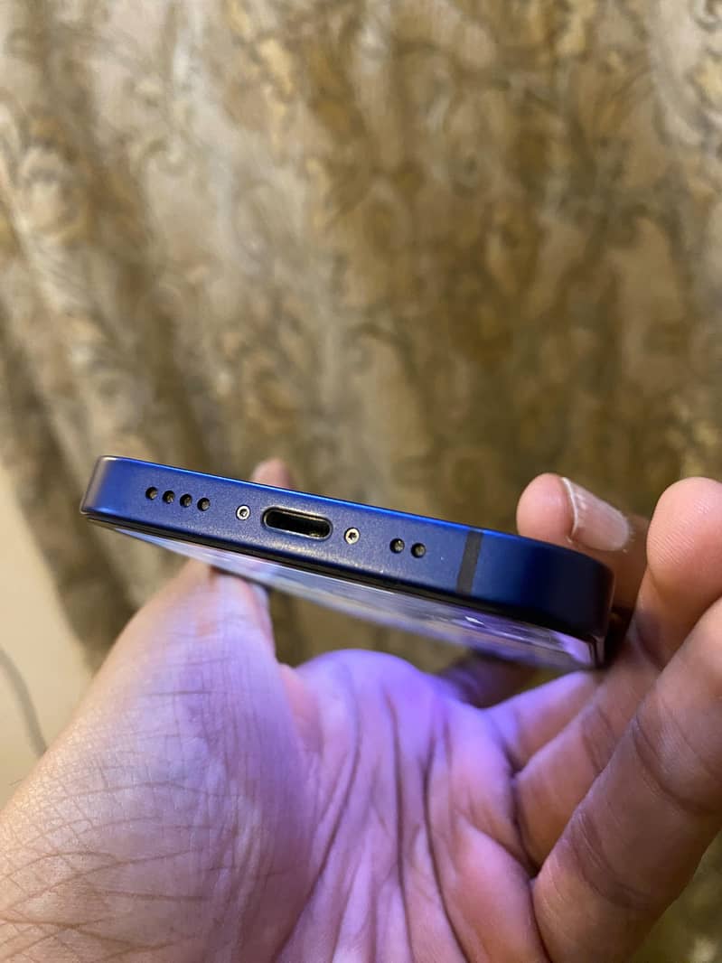 Apple iPhone 12 mini 2