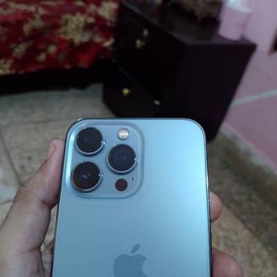 Apple iPhone 13 Pro