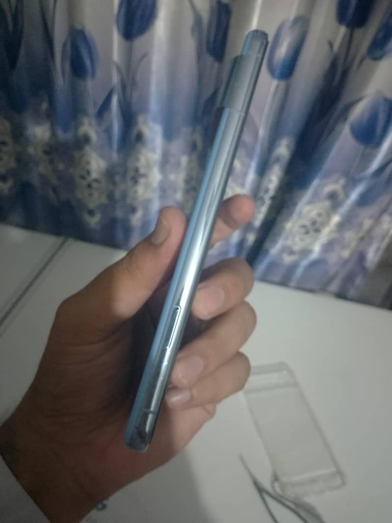 Google Pixel 8 Pro 4