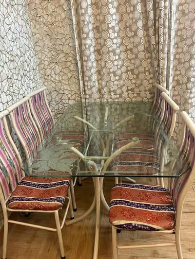 Dining table with 6 chairs