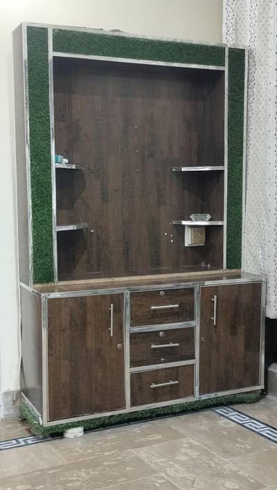 lcd lamari lakri chanyoti Kursi or bed b ha