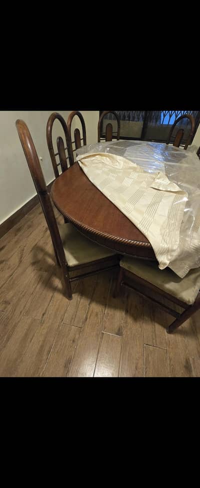 dining table with 8 chair