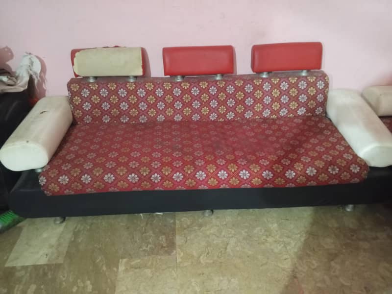 5 seater sofa 0