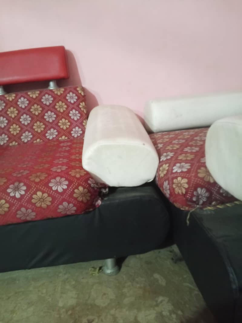 5 seater sofa 3